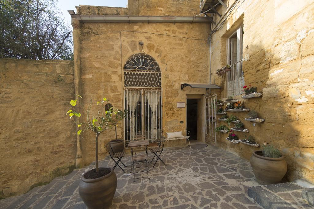 Le Stanze Dello Scirocco Sicily Luxury Bed & Breakfast Agrigento Luaran gambar